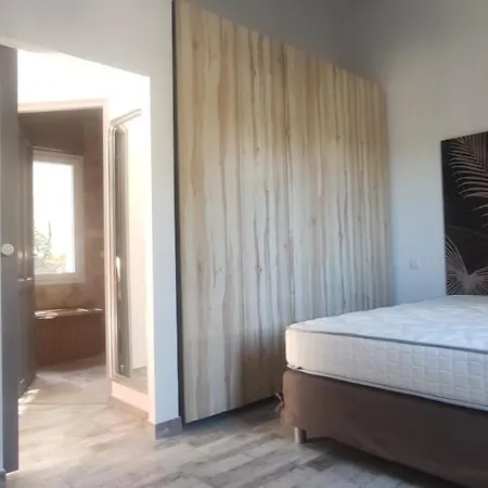 Rose Bb Maison De Charme * Les Lecques